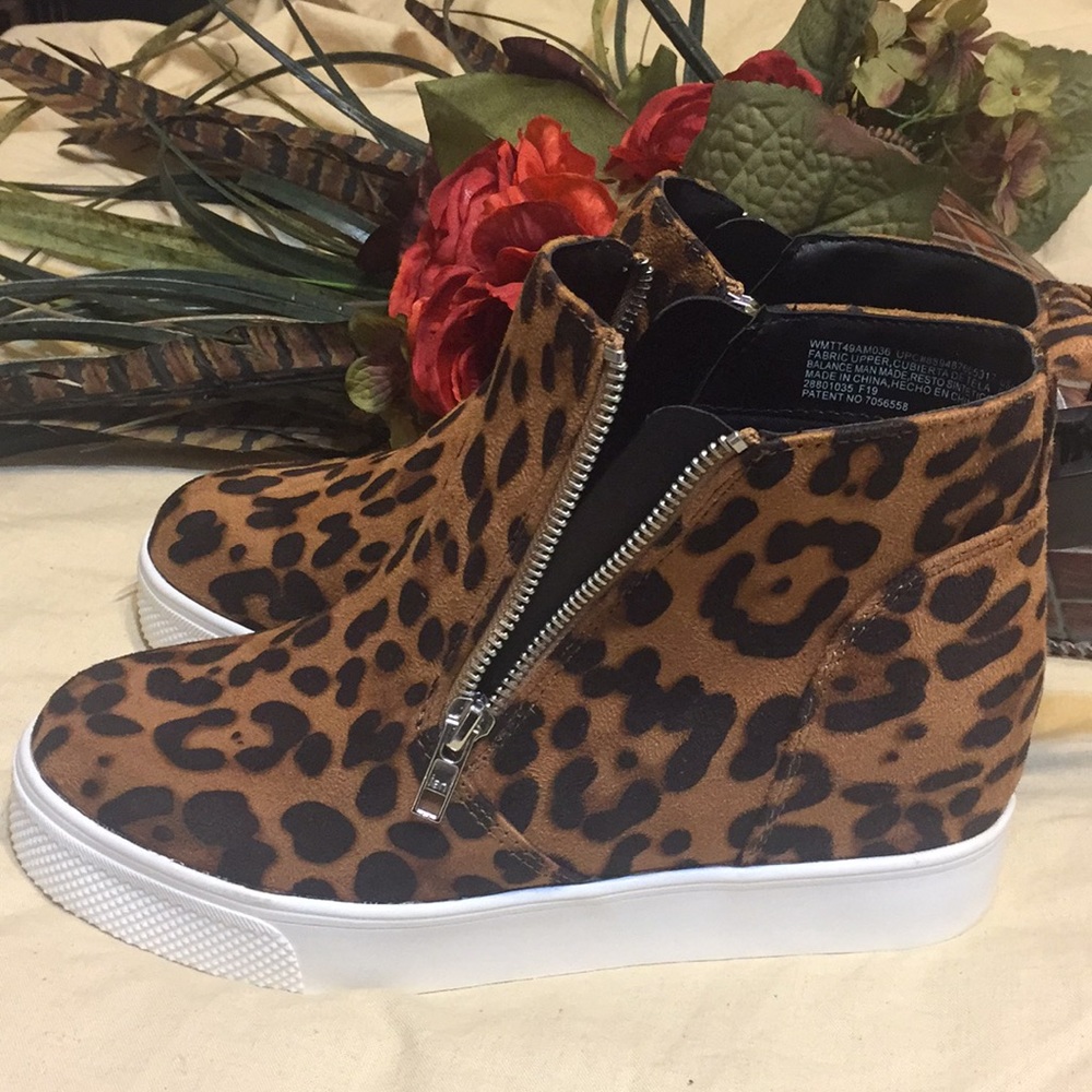 Last chance; one remaining. Time And Tru Sneakers - Picture 4 of 8